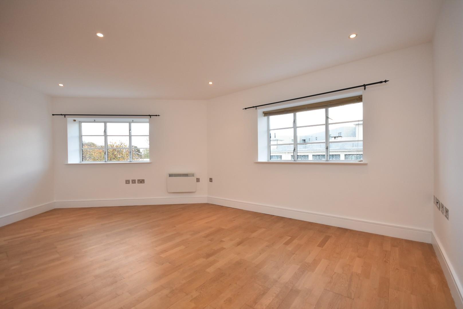 115 Woodlands, Hayes Point, Sully, CF64 5QE